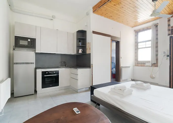 Apartment Guesthost - Comfy San Cristoforo
