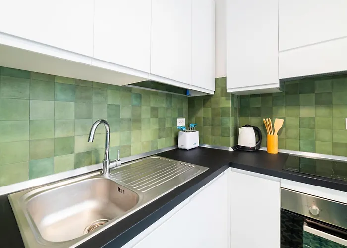 Roncaglia 25, 아파트