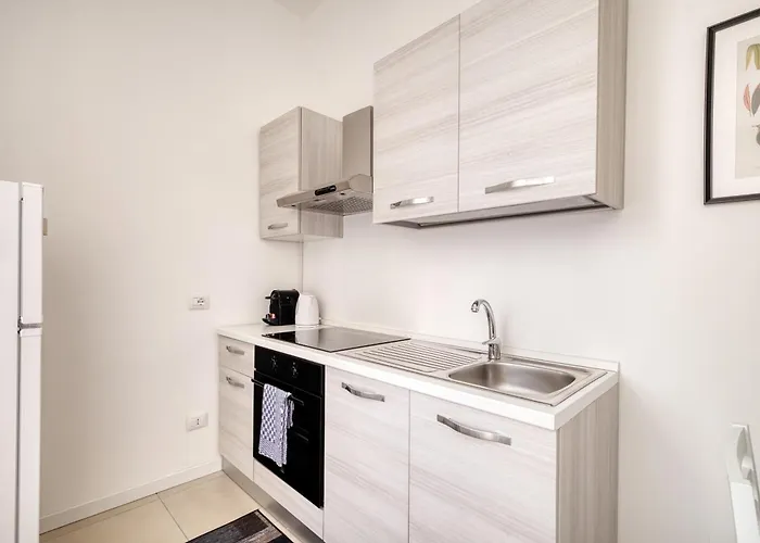 Just Urban - Modern 1-br Navigli - Metro M2 Milan