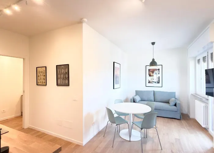 Fresh Nordic Flat With Balcony - San Siro Stadium *