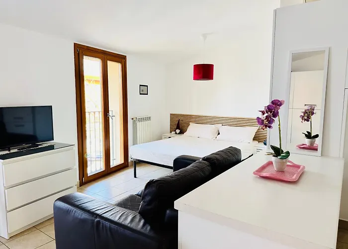 Duomo In 5 Fermate M3 - Fronte Fondazione Prada Apartamento *