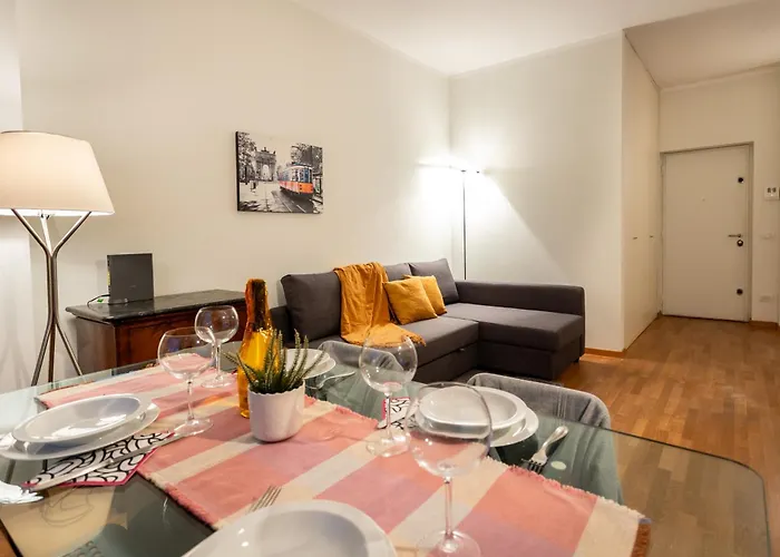 شقة Politecnico - Spacious Ap Balcony - Sleeps 4