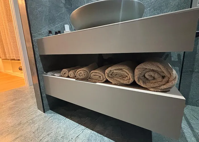 Epic Savona 12 - * Milaan