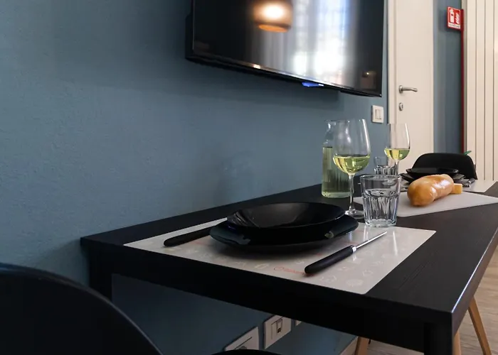 Italianway Easy - Bezzecca 12 * Milánó