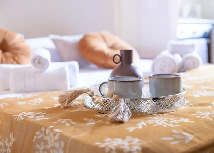 Апартаменты Elegant Near The Subway, Fast Wi-fi And Ac