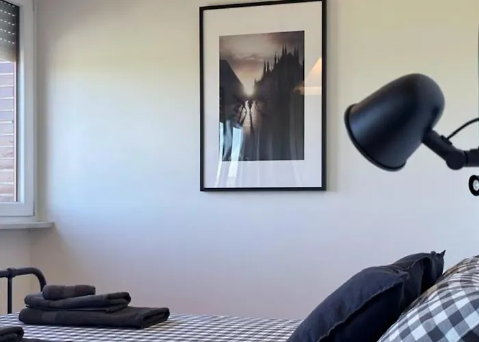 Fresh Nordic Flat With Balcony - San Siro Stadium Апартаменты