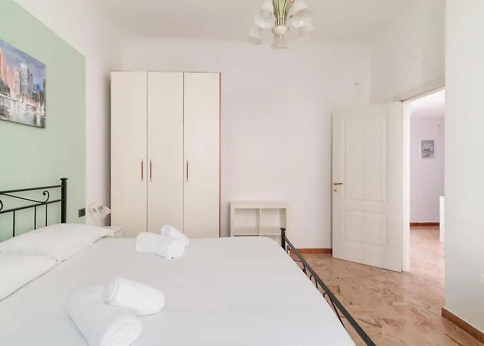 Guesthost - Bright Rubattino * Milan