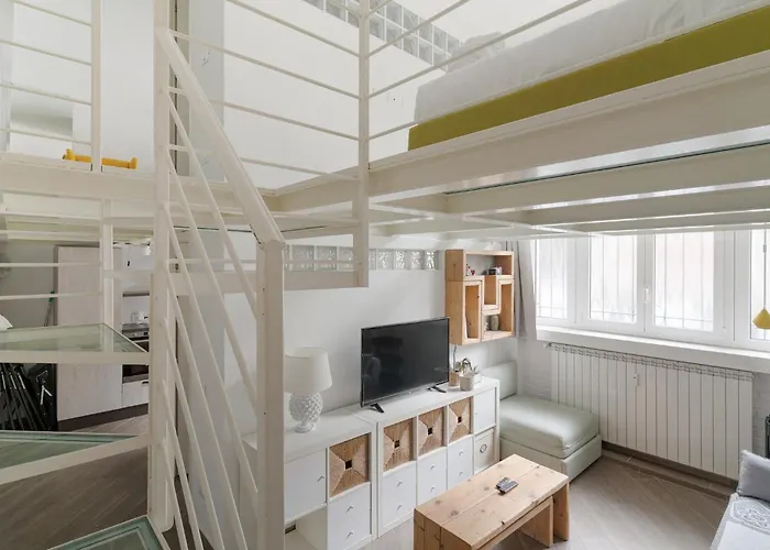 דירה Guesthost - Comfortable Loft Citta Studi *