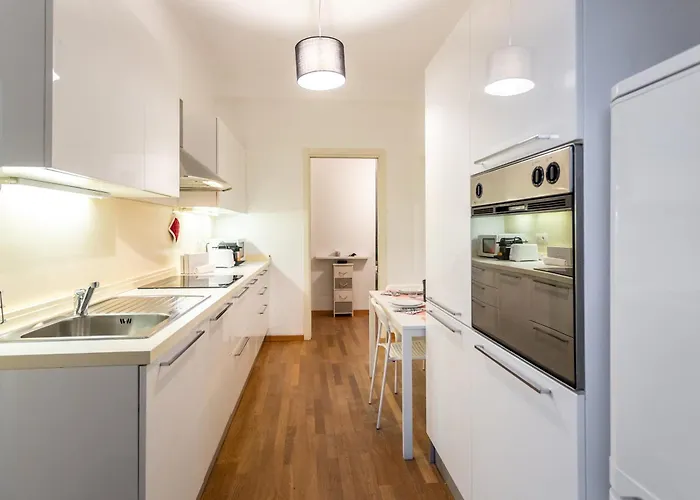 شقة Politecnico - Spacious Ap Balcony - Sleeps 4