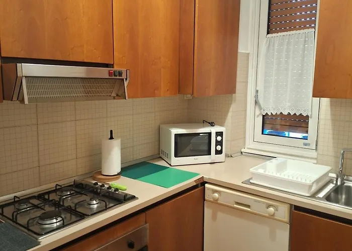 Modern Flat In The Design District * 밀라노