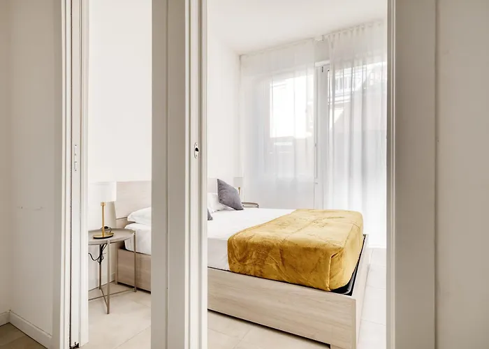 Just Urban - Modern 1-br Navigli - Metro M2 Apartment *