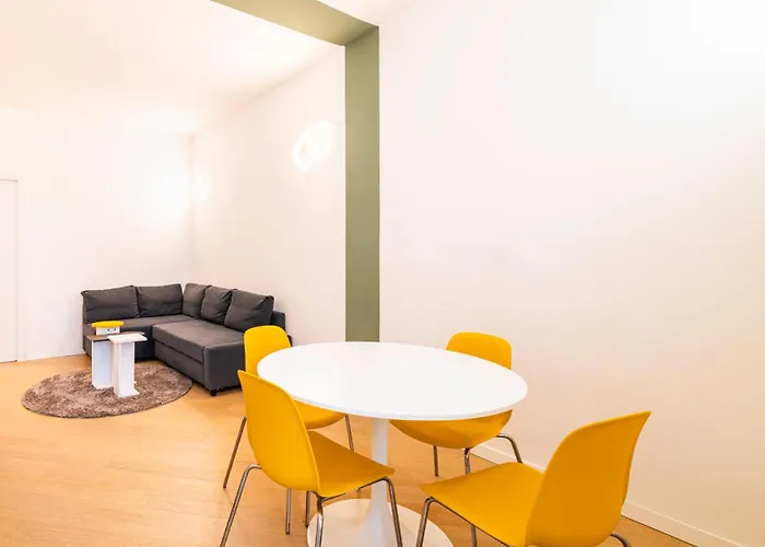 Roncaglia 25, 밀라노