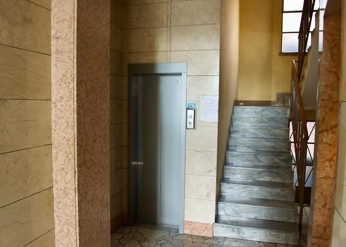 Con Vista Su Citta E Duomo Di * ミラノ