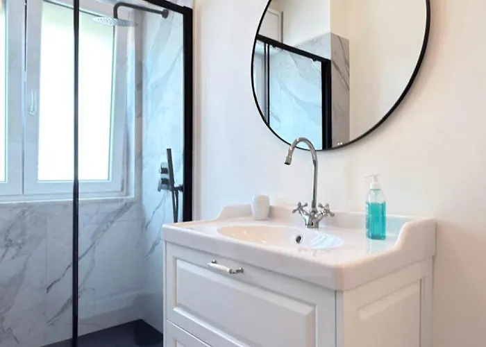 Fresh Nordic Flat With Balcony - San Siro Stadium *