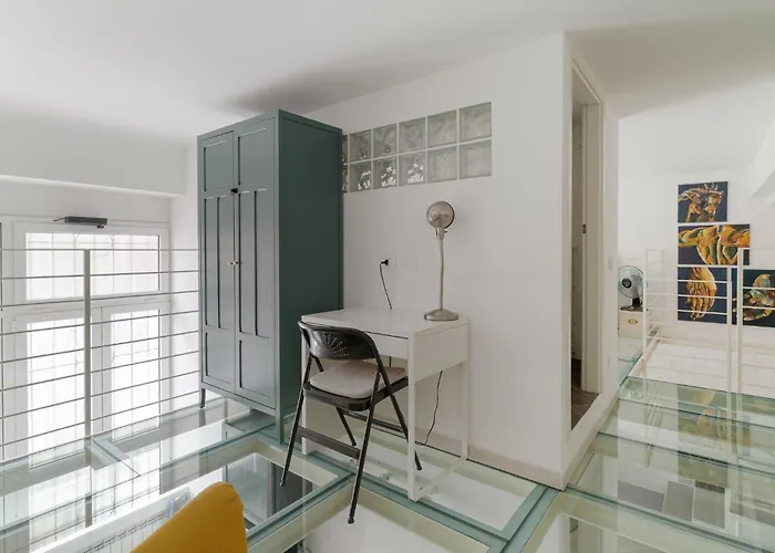 Guesthost - Comfortable Loft Citta Studi Apartman