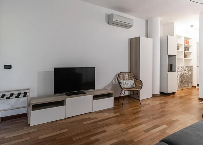 Apartment Italianway Comfort - Londonio 23 *