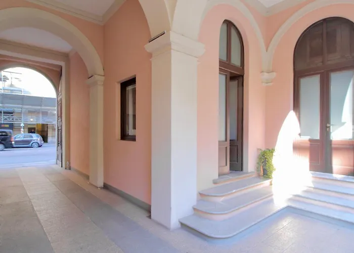 Apartment Cadorna - Your From Milan