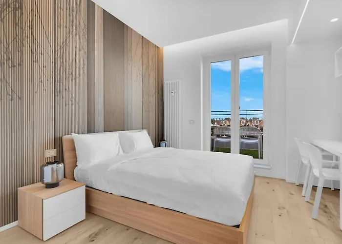 Exclusive Rooftop Vista Duomo *