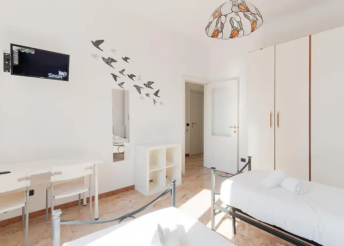Guesthost - Bright Rubattino Apartment