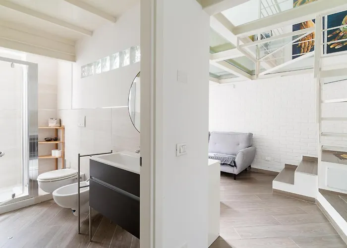 Guesthost - Comfortable Loft Citta Studi * Milánó