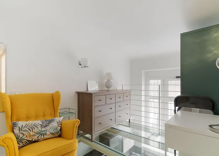 דירה Guesthost - Comfortable Loft Citta Studi מילאנו