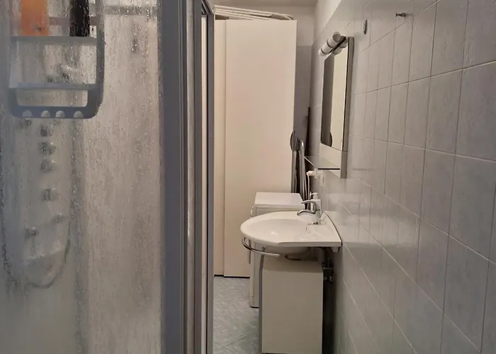 Modern Flat In The Design District