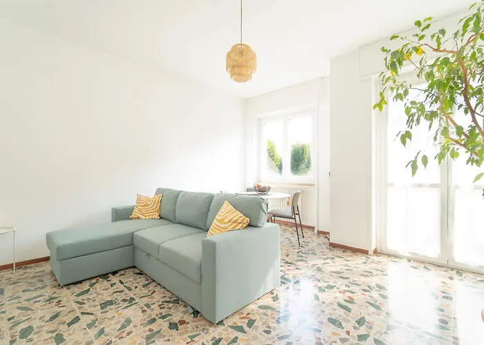 I-host - Nota 39 * Milano