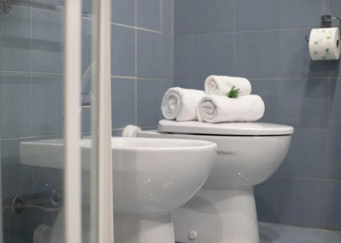 Апартаменты Elegant Near The Subway, Fast Wi-fi And Ac