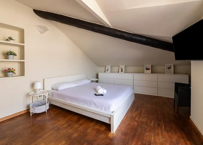 Attico Di Lusso Nel Cuore Di Milano,brera,moscova Daire