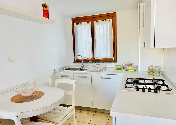 Duomo In 5 Fermate M3 - Fronte Fondazione Prada *