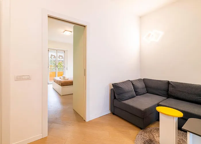 Roncaglia 25, 밀라노