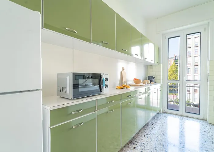 I-host - Nota 39 Milano