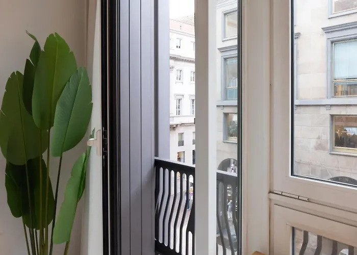 Moderno A Due Passi Dal Duomo - Mirable Pm شقة ميلان