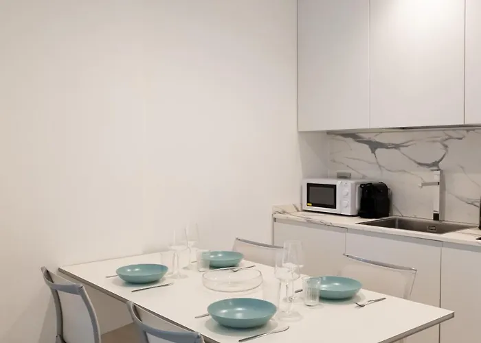 Moderno A Due Passi Dal Duomo - Mirable Pm ميلان