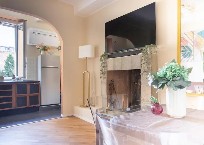 Elegant Near The Subway, Fast Wi-fi And Ac *