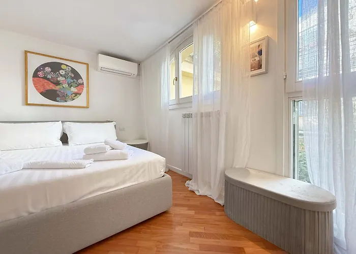 Homeby, Loft Nicholas Milan