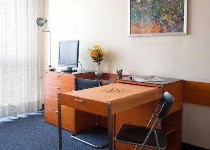 Viserba Lejlighedshotel 3*