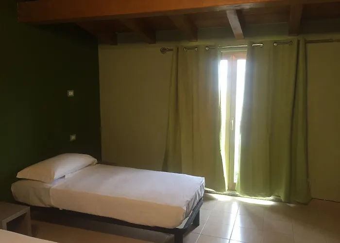 Mrhostel אכסניה