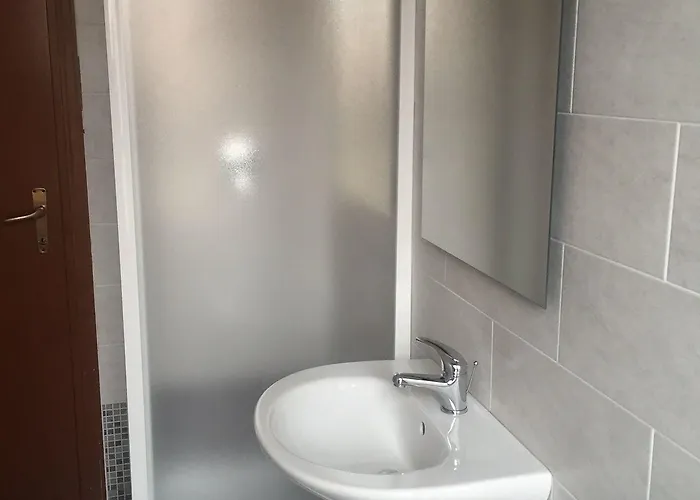 Mrhostel