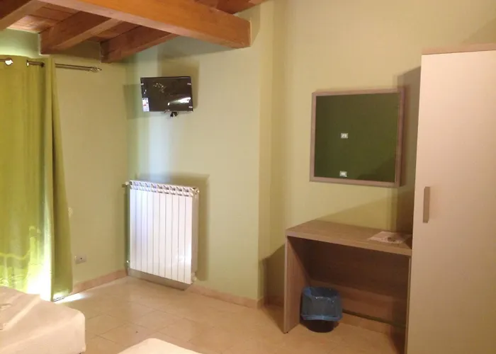 Mrhostel