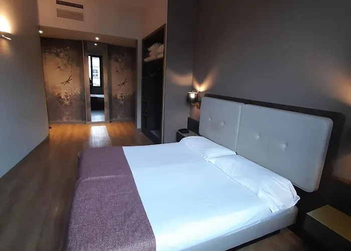 Hotel Mokinba King Milán