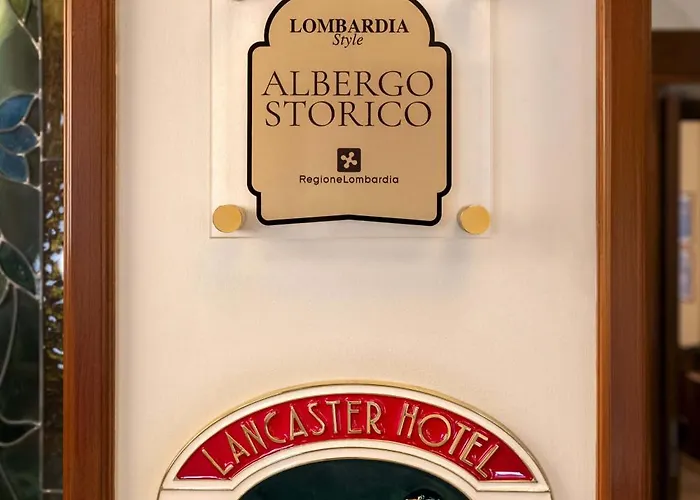 Lancaster מלון 3*