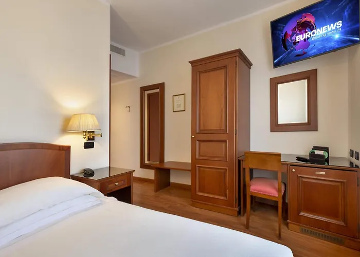 Lancaster מילאנו