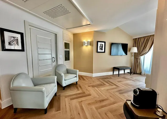 Hotel Maison | Esperienze Milano