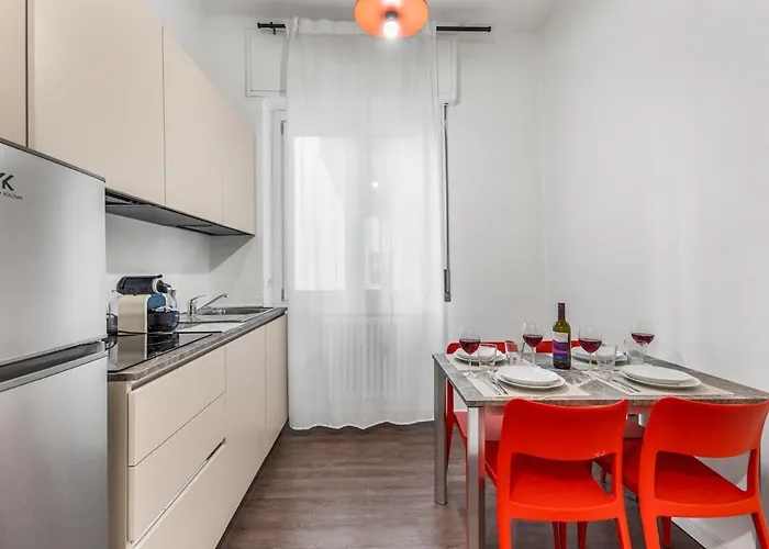 Canal Beat Duomo 20 Min Navigli Wifi Милан