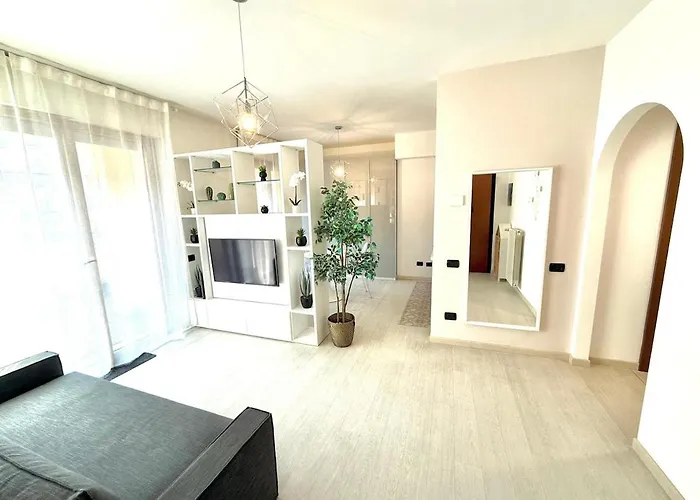 Live House-attico, Ampio E Luminoso Monolocale * Milaan