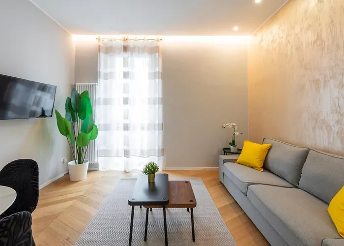 B - Modern Elegance For 4 People *