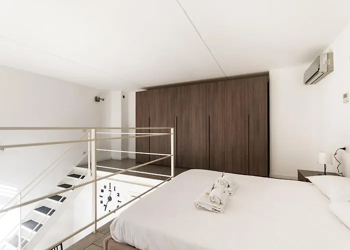 Apartment Youhosty - Bruno Maderna 17 Duplex *