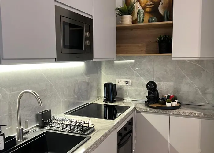 Regina24 Luxury - Elegante A Porta Venezia, 5 Min Dalla Metro 公寓 *