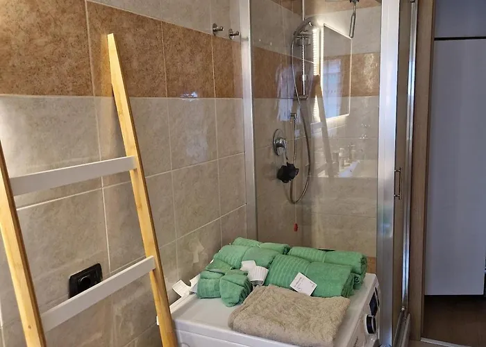 Apartment Large Bright - Strategic Location Milan